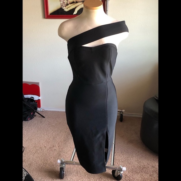 Black Bodycon Bandage Dress - Picture 2 of 2